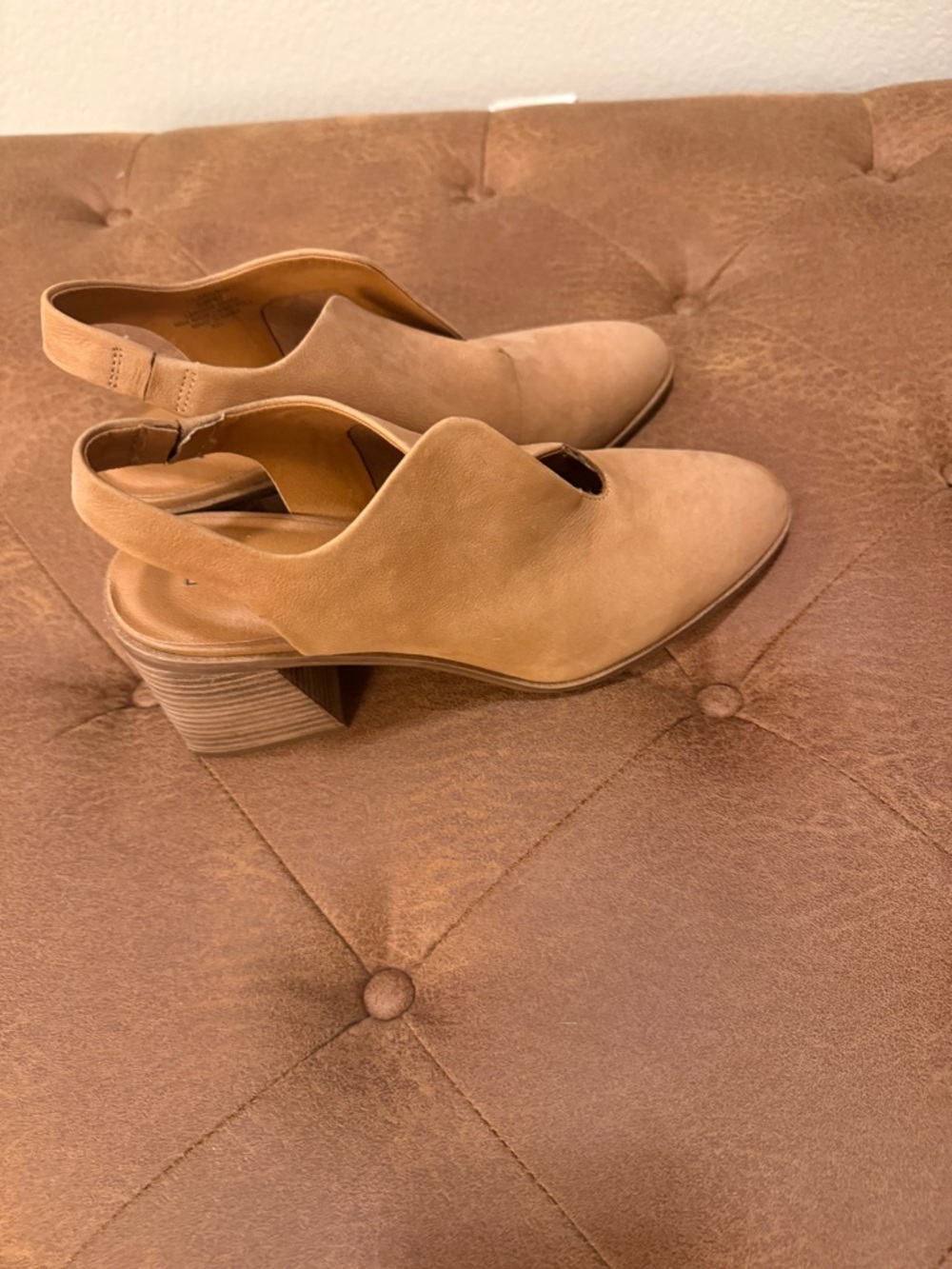 Lucky Brand LP-Ratonda Womens Tan Suede Slingback Block Heel Shoes - Picture 2 of 5